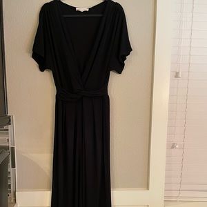 Black pant suit size L